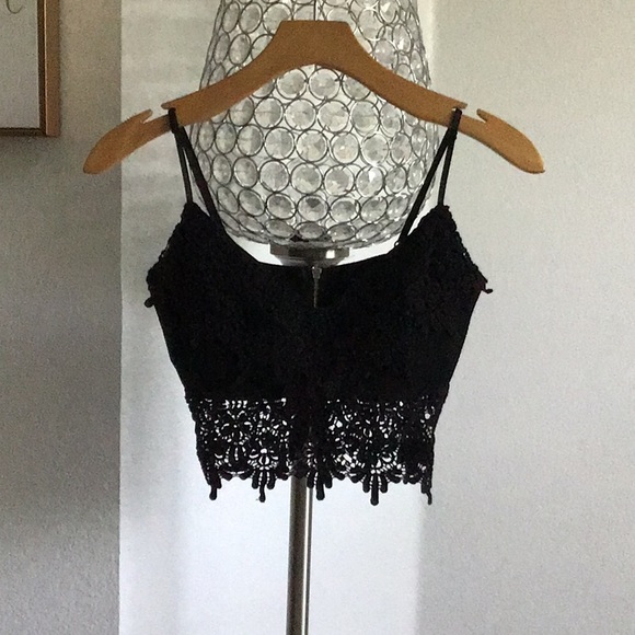 Black lace bralette - Picture 1 of 3